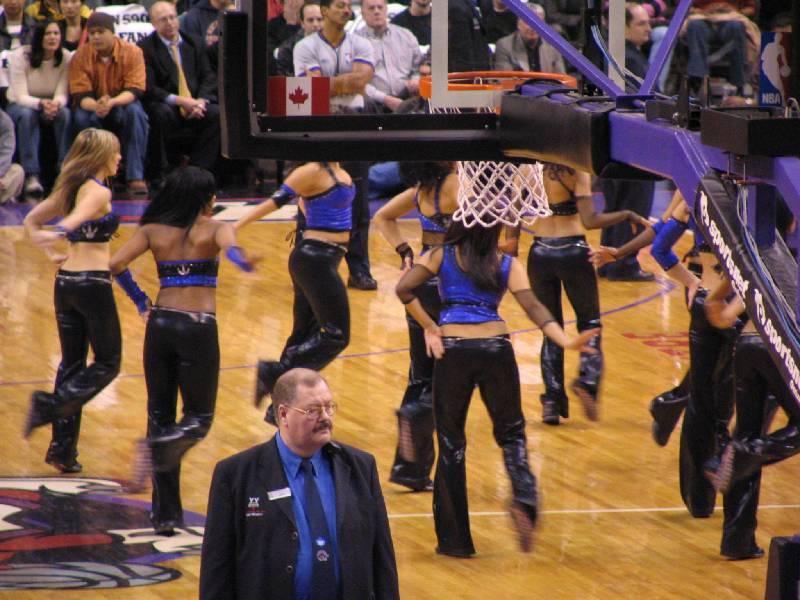 Raptors - 02.04.2005 323.jpg